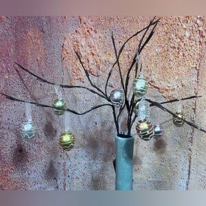 Hanging Easter Eggs 10 Metallic Eggs